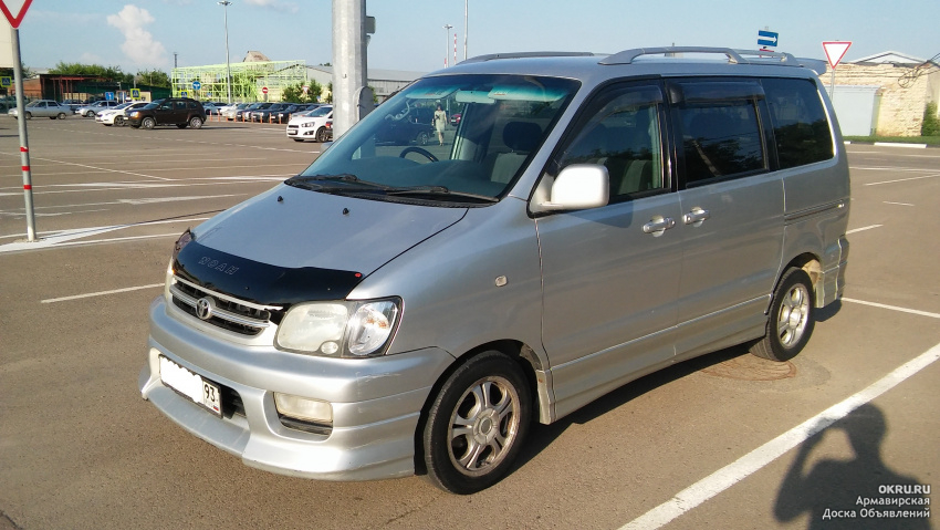 Noah 2001. Тойота Ноах 2001. Тойота Ноах 2001г. Микроавтобус Ноах 2001. Toyota Noah 2001 год.