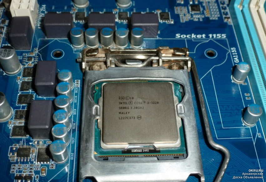 Intel core i3 какой сокет. Процессор Intel Core i3-3220. Core i3 3220 сокет. Intel(r0 Core(TM) i3-3220 CPU @ 3.30GHZ. Core i5-3220 компьютер.