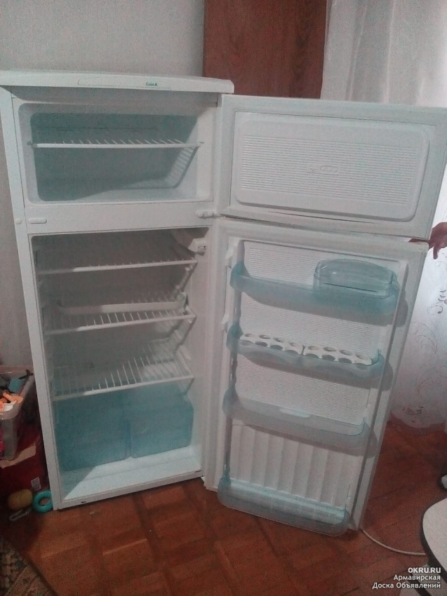 Купля холодильника б у авито. Холодильник б/у. Холодильник б/у даром. Авито бытовая техника холодильники. Холодильники авито большие.