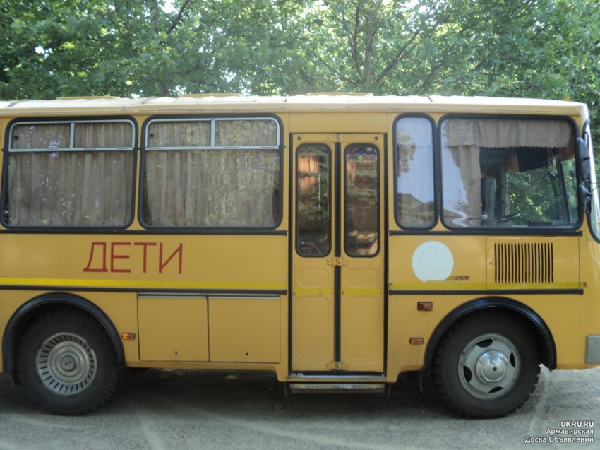 Паз 32053 школьный автобус. ПАЗ-32053-70 школьный. ПАЗ 32053-70 салон. ПАЗ 3205 школьный автобус.