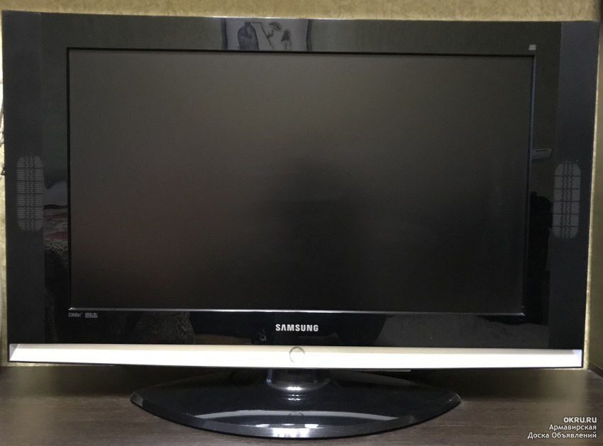 Купить телевизор авито нижний. ЖК телевизор самсунг 81 см. Телевизор самсунг 80 см диагональ. Samsung телевизор 81см. Самсунг 81 диагональ.