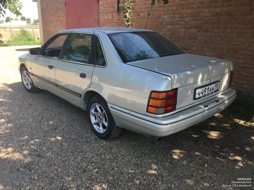 Ford 1990 Скорпио